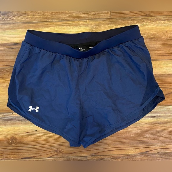 UNDER ARMOUR Fly By 2.0 Loose Navy Shorts Women’s Medium NWT - Picture 1 of 6